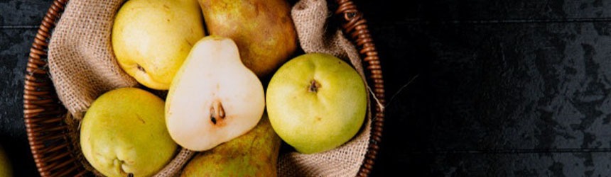 Pera caramellata con granola di mandorle 